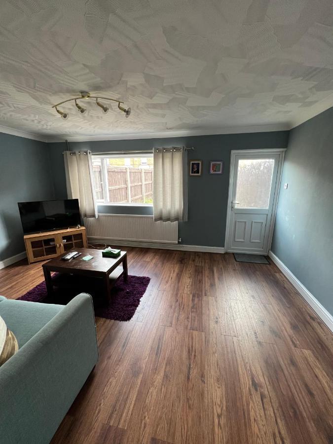 Fellowes Garden Peterborough Luaran gambar