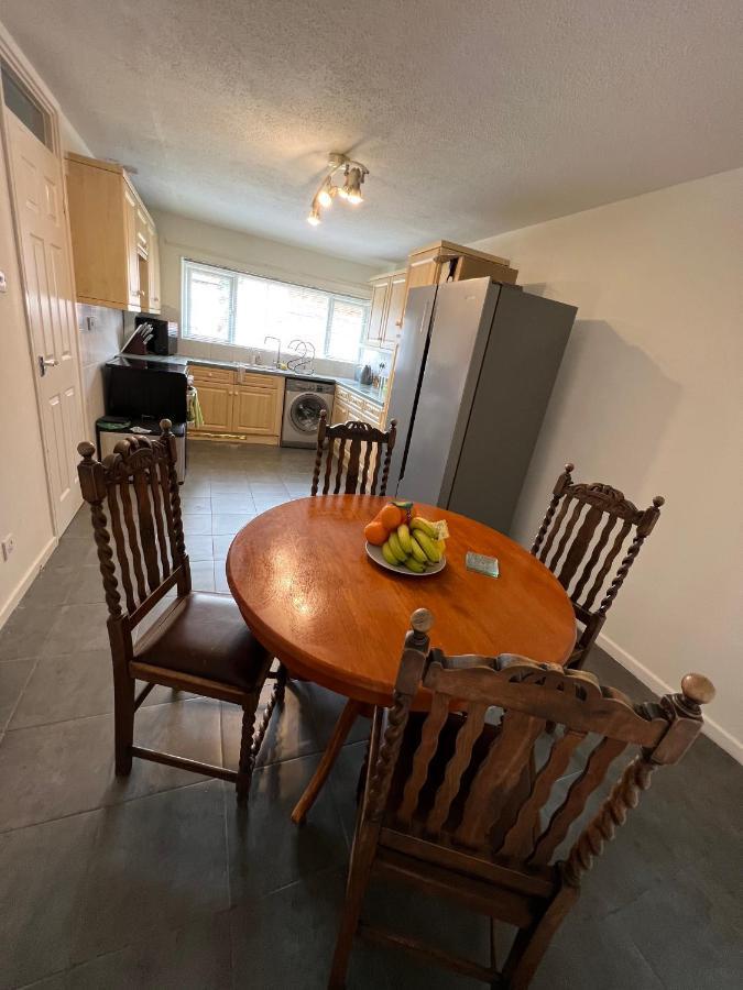 Fellowes Garden Peterborough Luaran gambar
